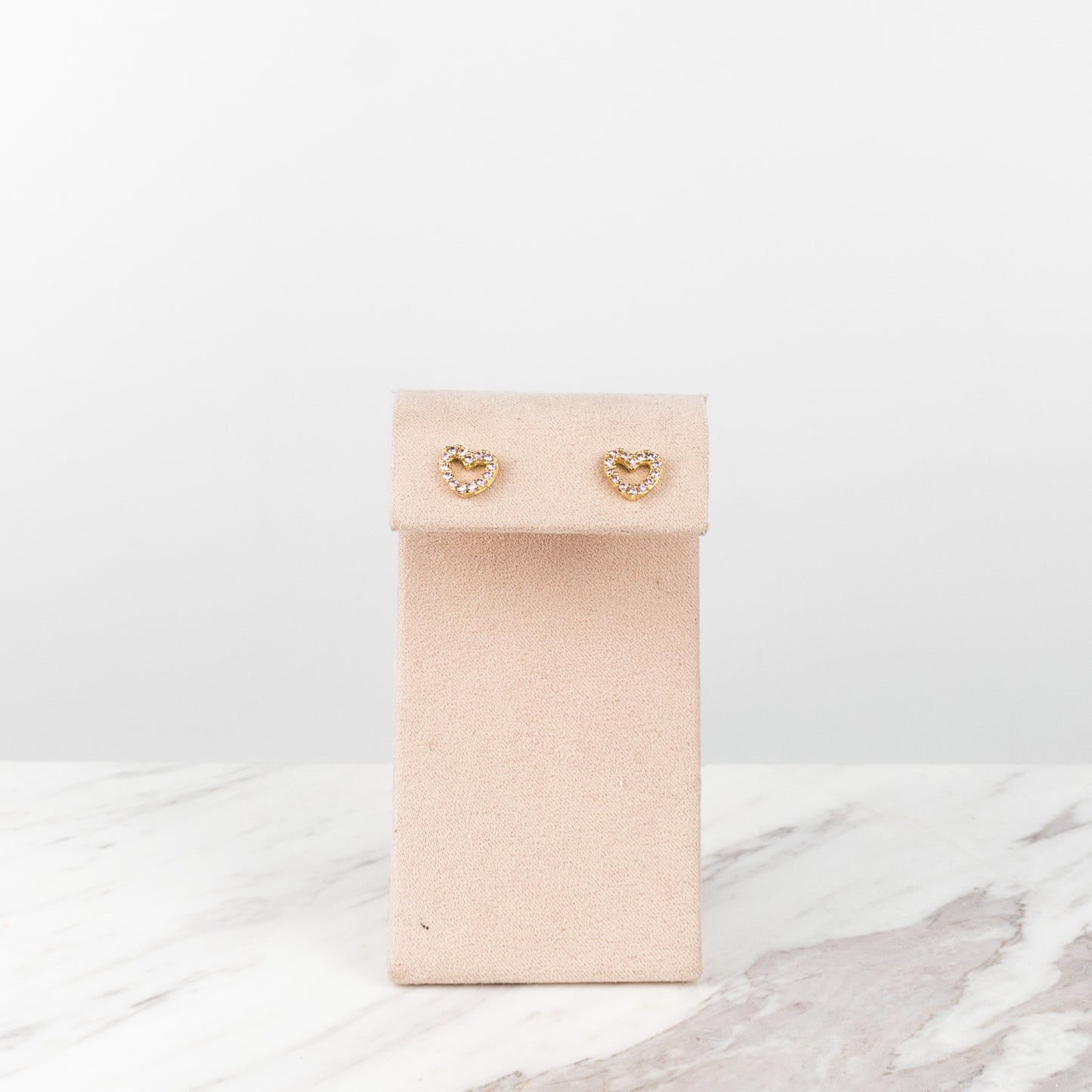 Small pink heart stud