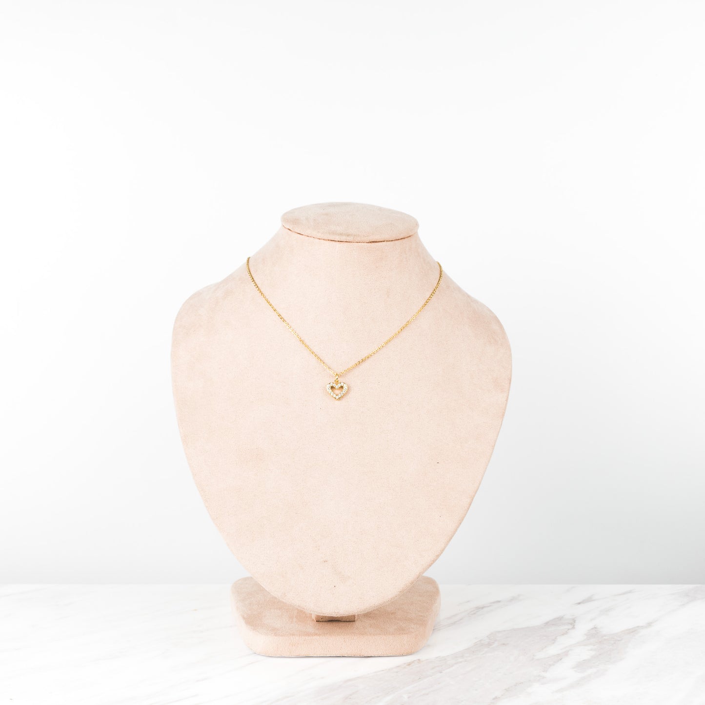 Single zirconia heart
