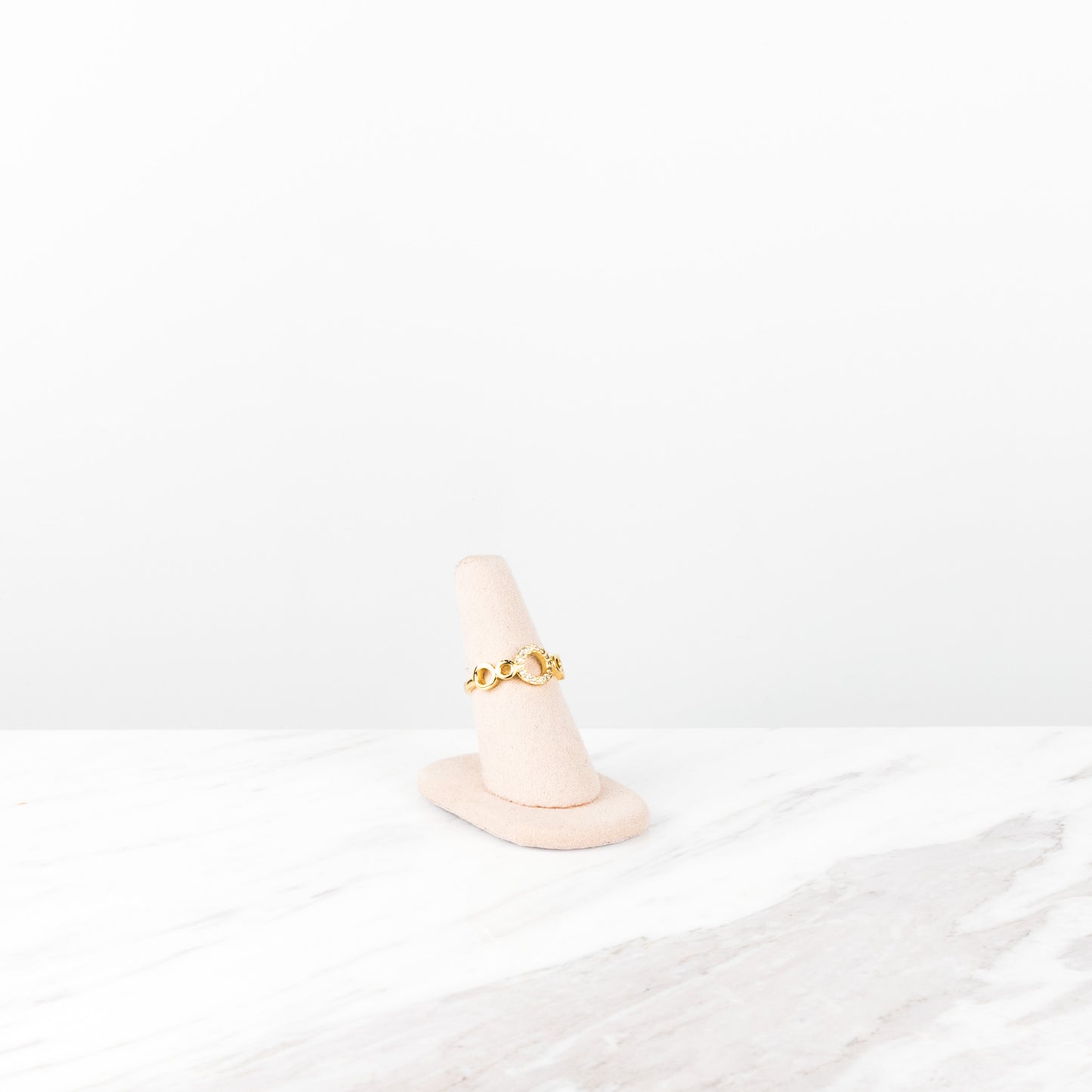Circles ring