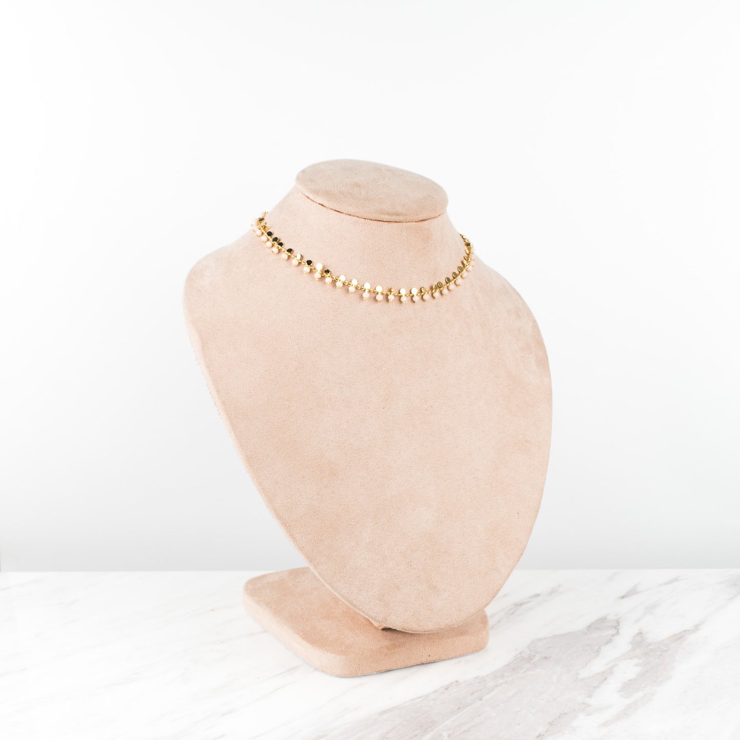 Choker piedritas con circulos