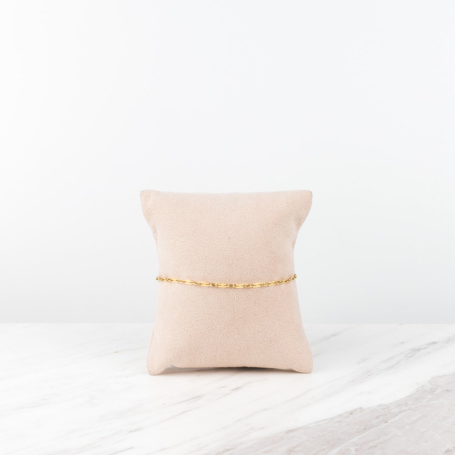 Pulsera traingulo cuadrado