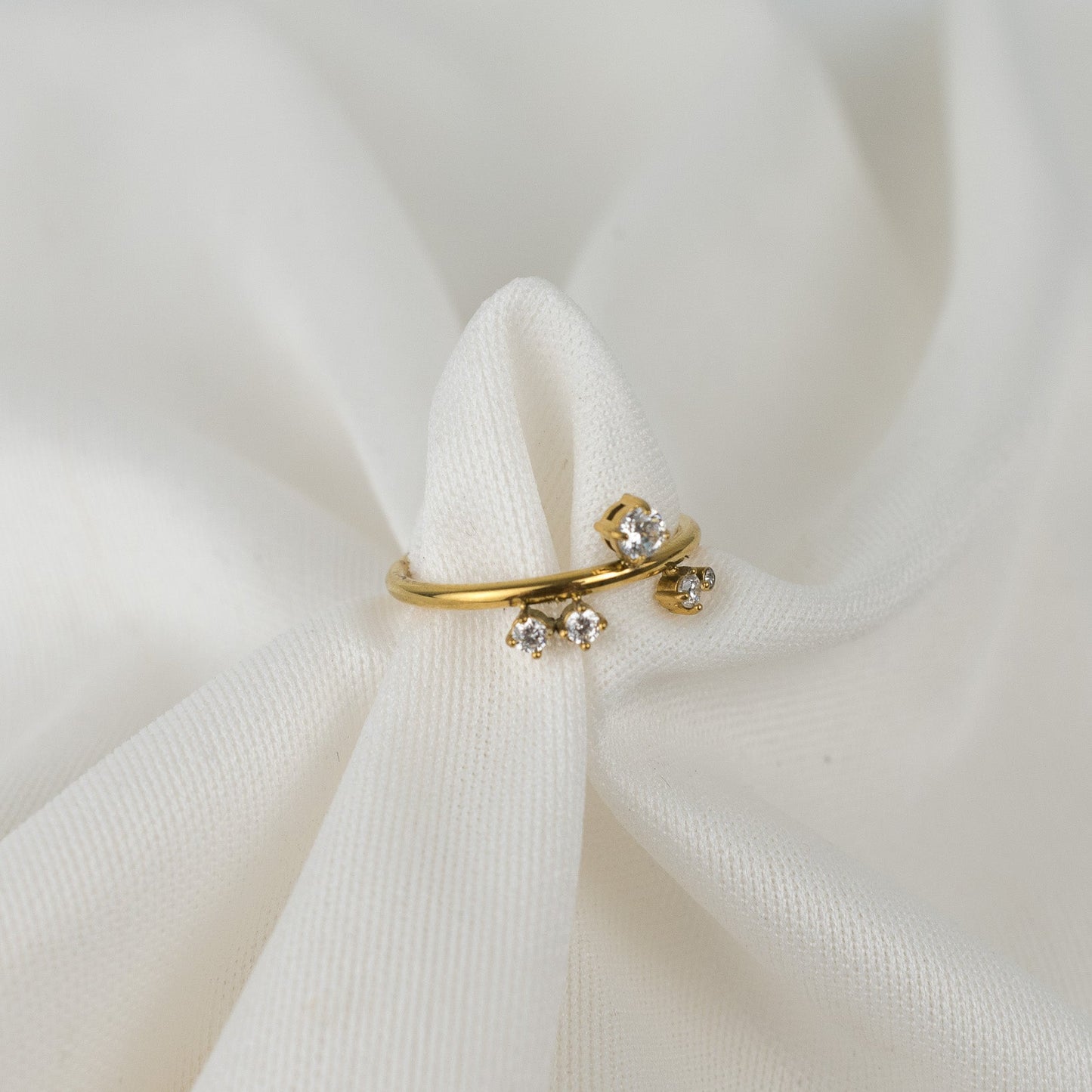 Tiny zirconia rings