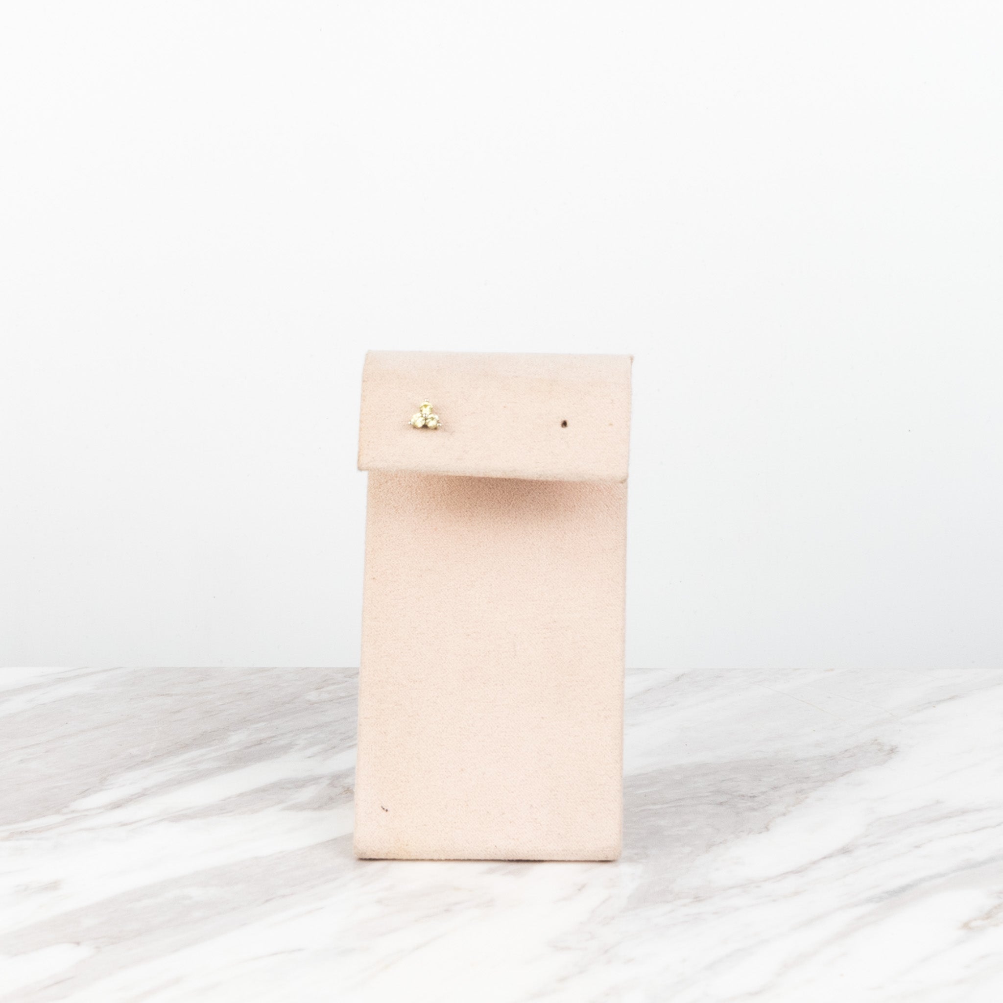 3 stones gold plateado