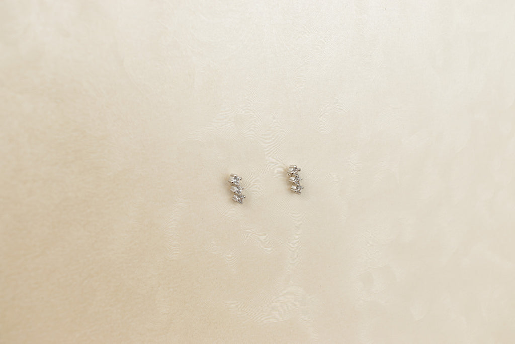 Aretes 3 Rombos de Zirconia Plateado en Chapa de Rodio