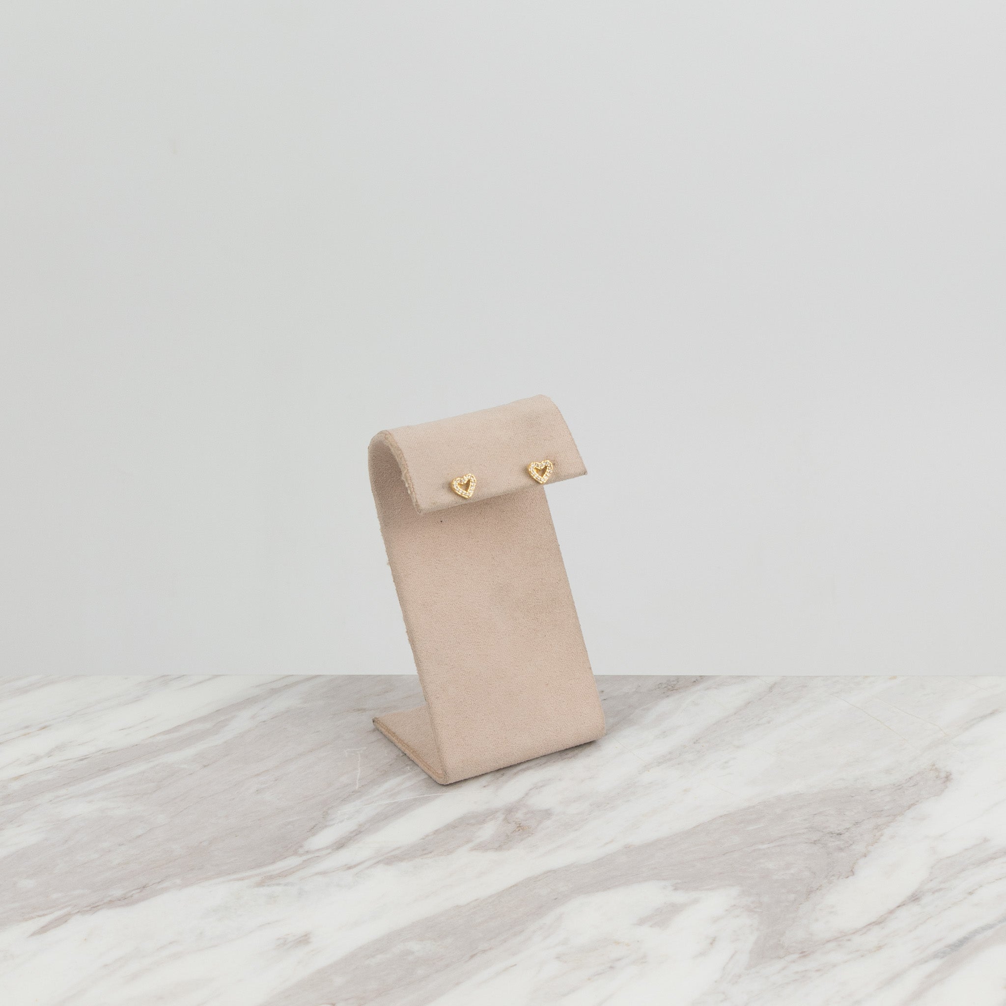 Mini golden zirconia hearts