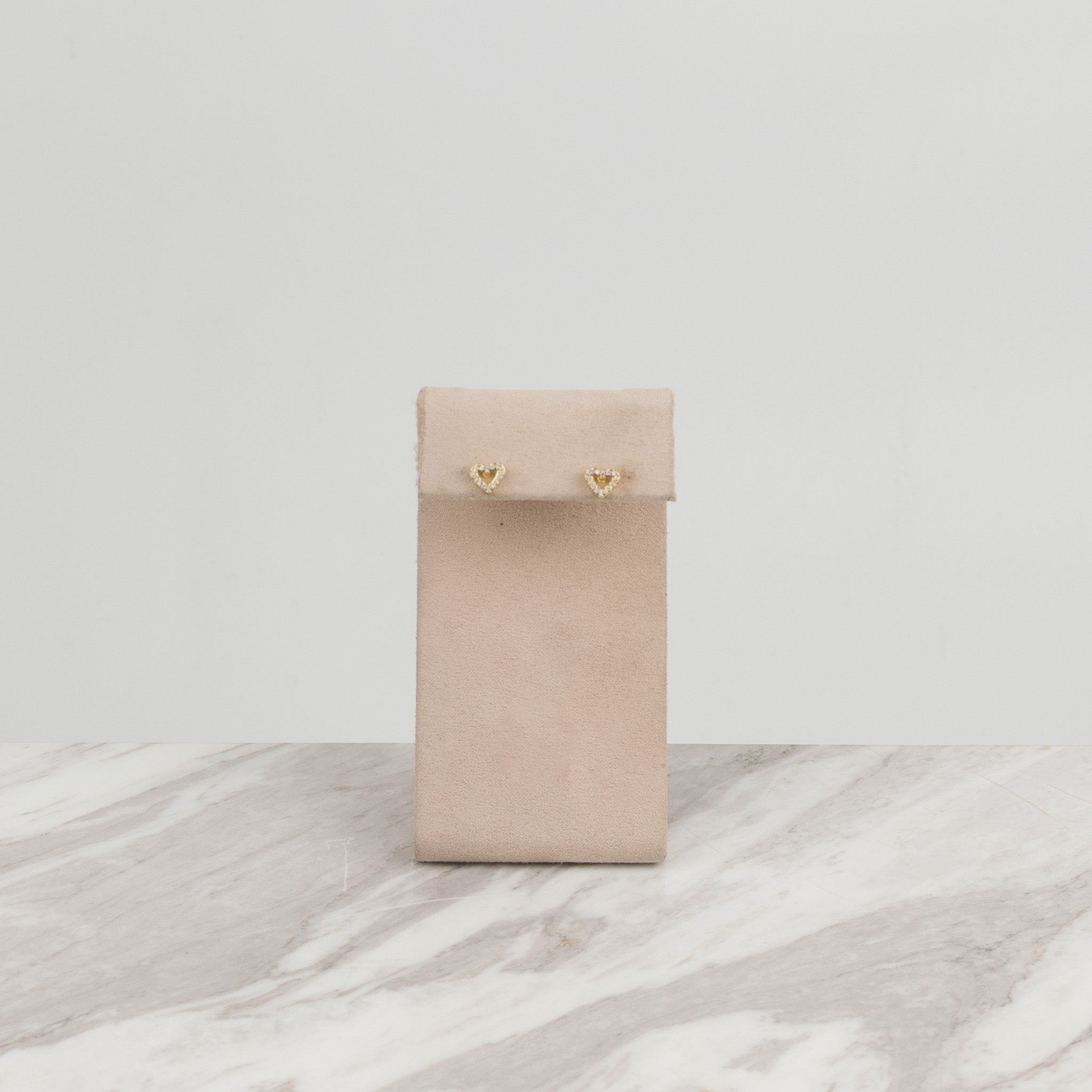 Mini golden zirconia hearts