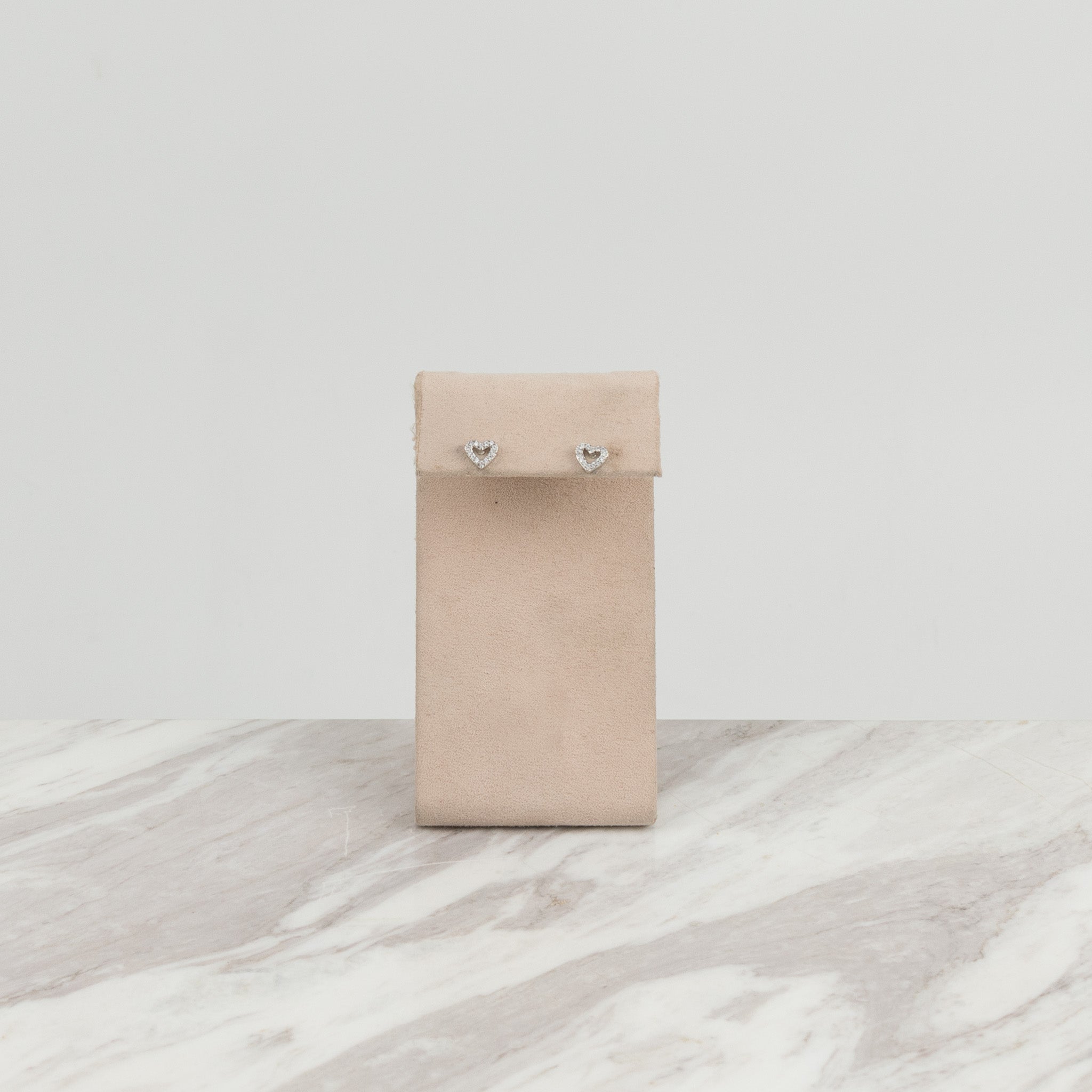 Mini silver zirconia hearts