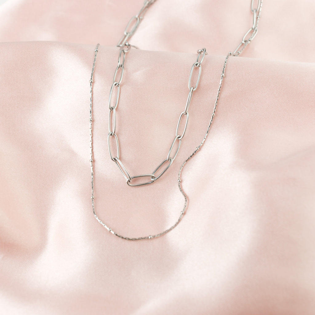 Collar doble con eslabones plateado