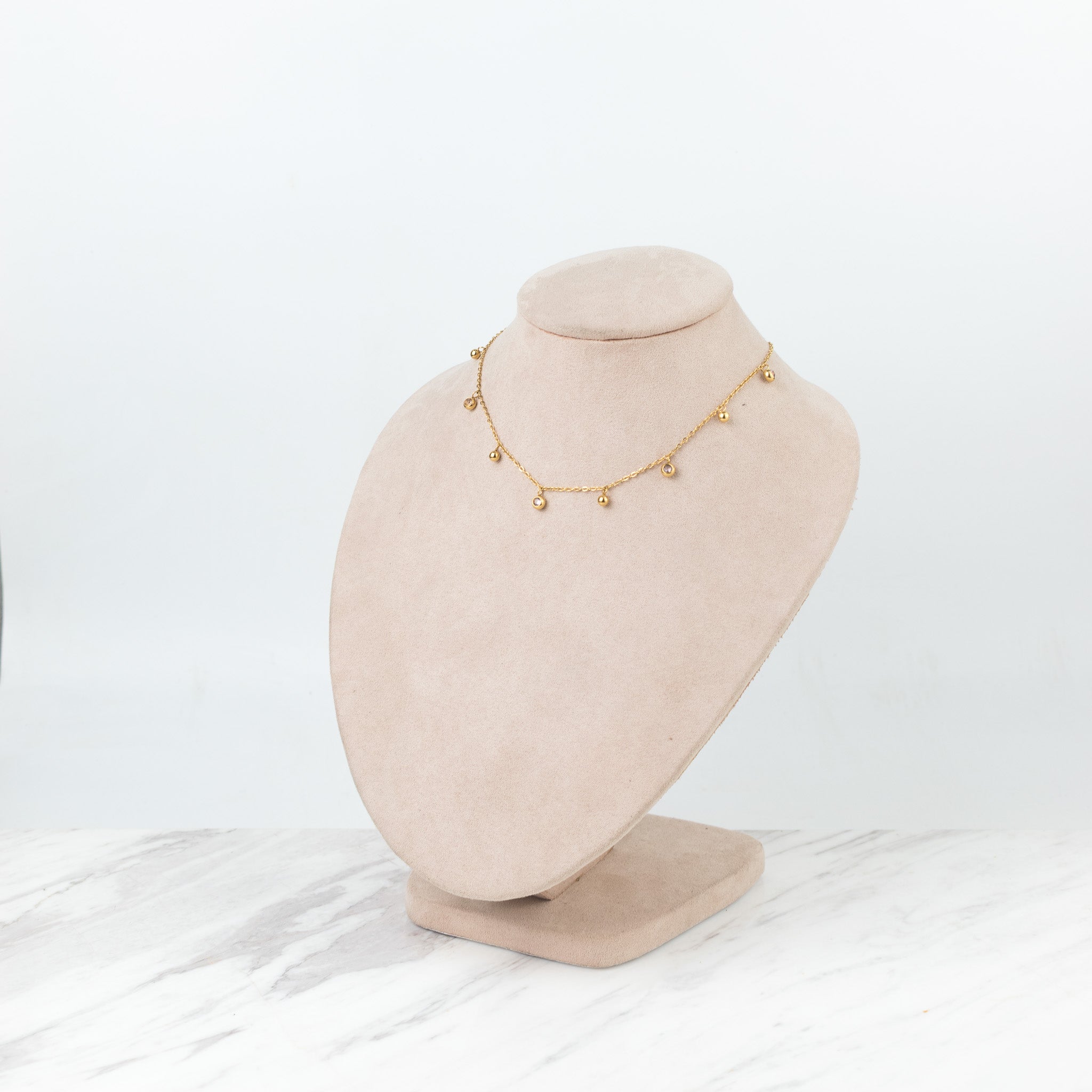 Collar con zirconias rositas