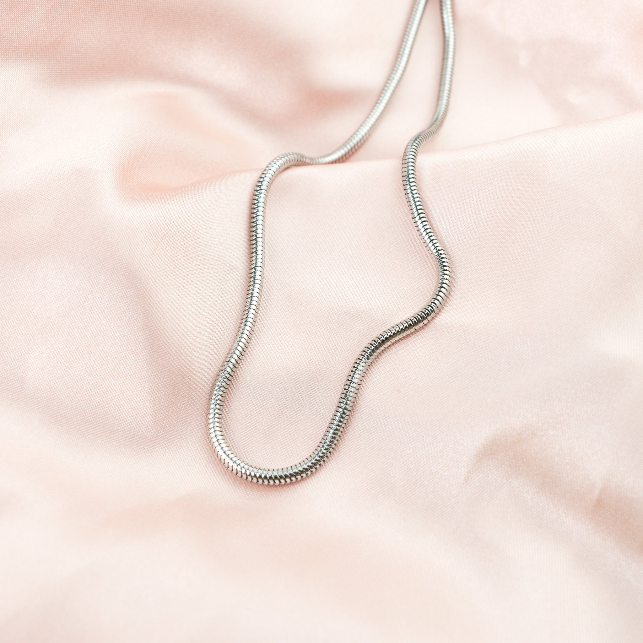 Vibora tubular plateada