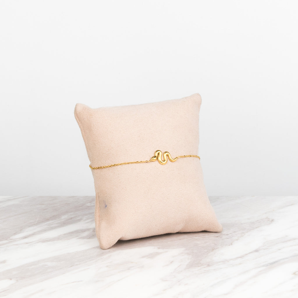 Snake bracelet