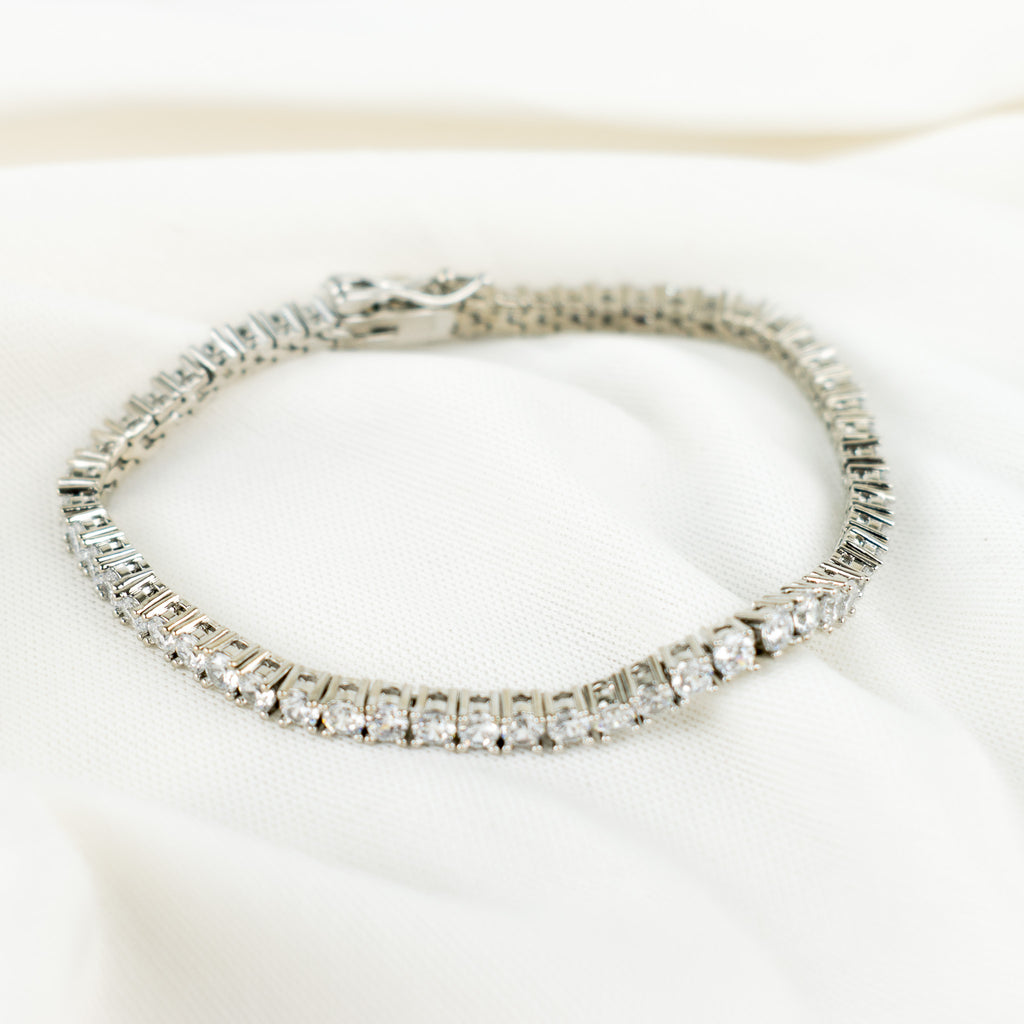 Silver 8 in tennis bracelet
