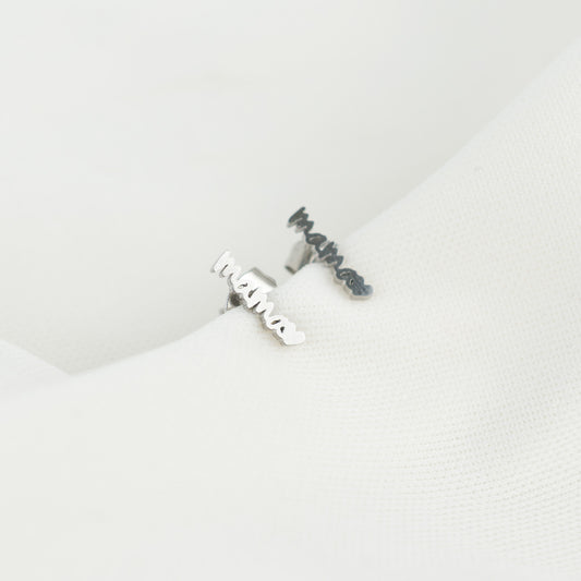Aretes mama cursiva